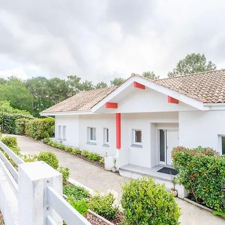 Avec Piscine Pour 9 Personnes Au Golf De Villa *